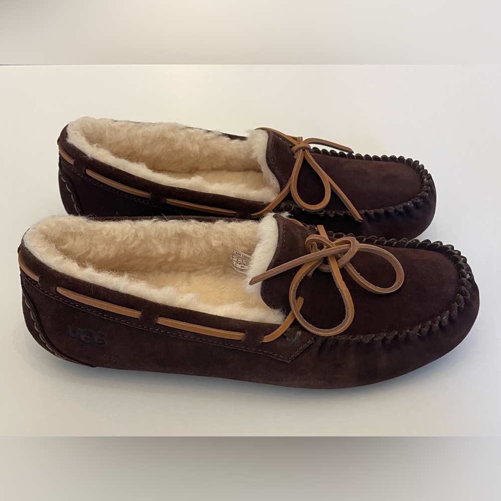 Ugg Dakota Moccasin Suede Shoe/House Slipper